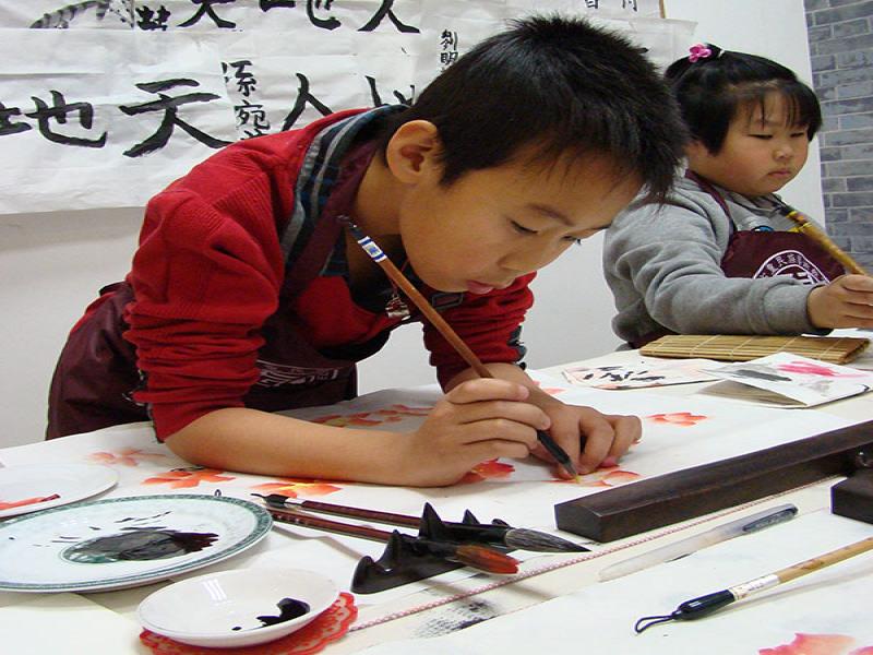東方童民族藝術教育