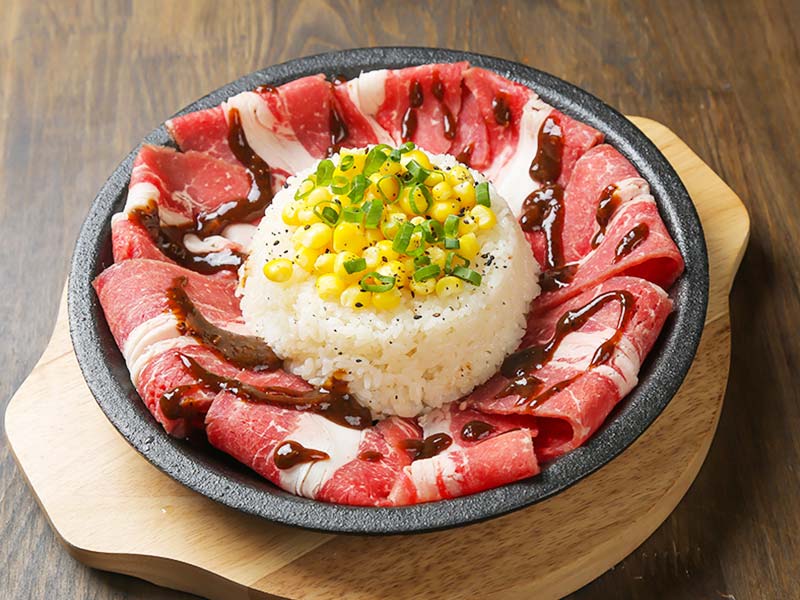 三個大叔黑椒牛肉飯