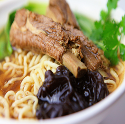 小面俠面館-排骨面