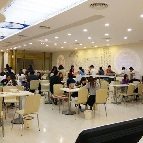 川公川婆麻辣燙店內